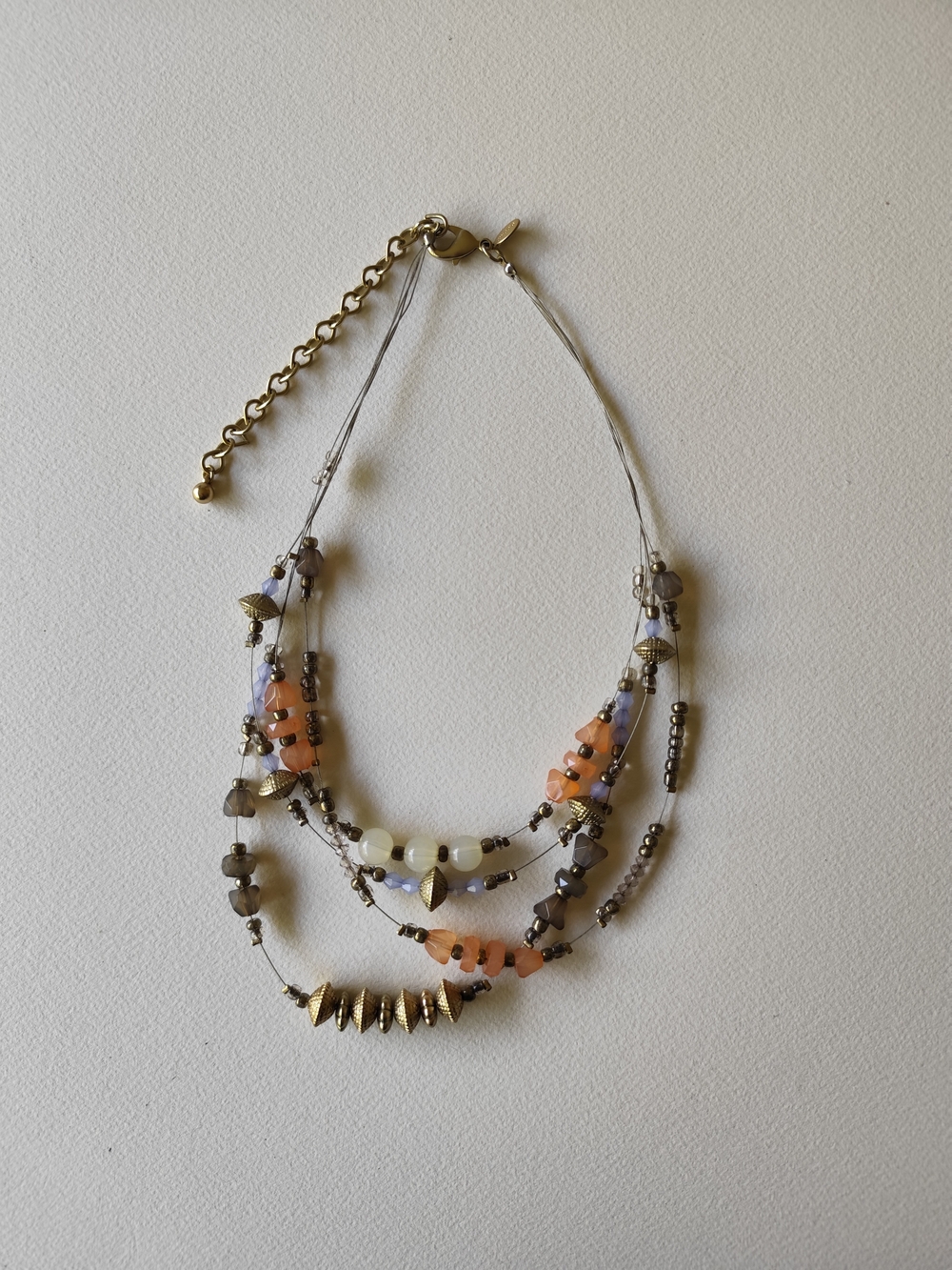 3/$30💜Chico’s Gold Tone Layered Beaded Necklace